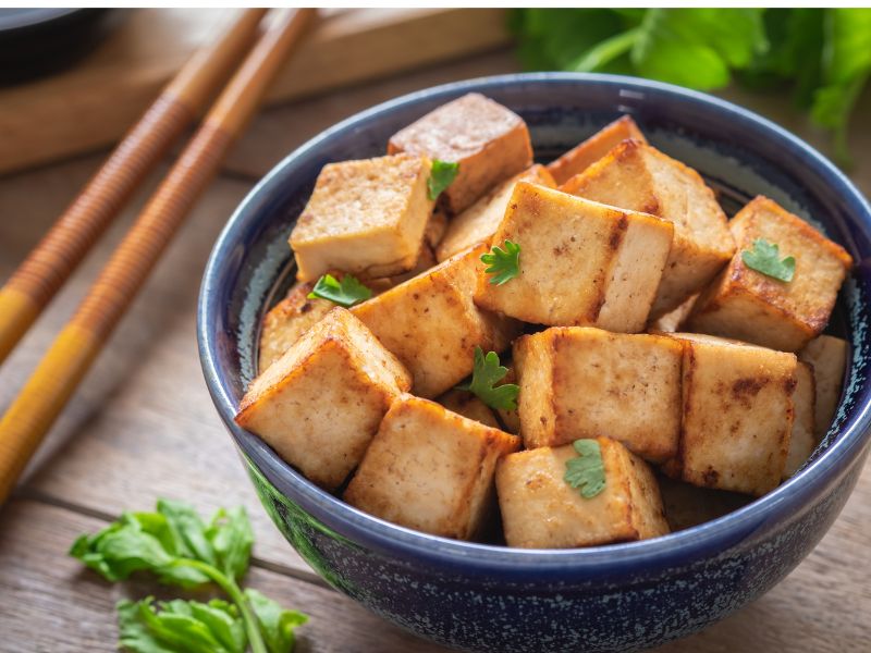 Tofu is in de basis smaakloos